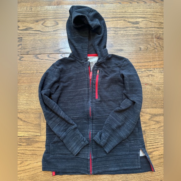 Hooded sweatshirt and half-zip sweatshirt, size 5 - Picture 4 of 4